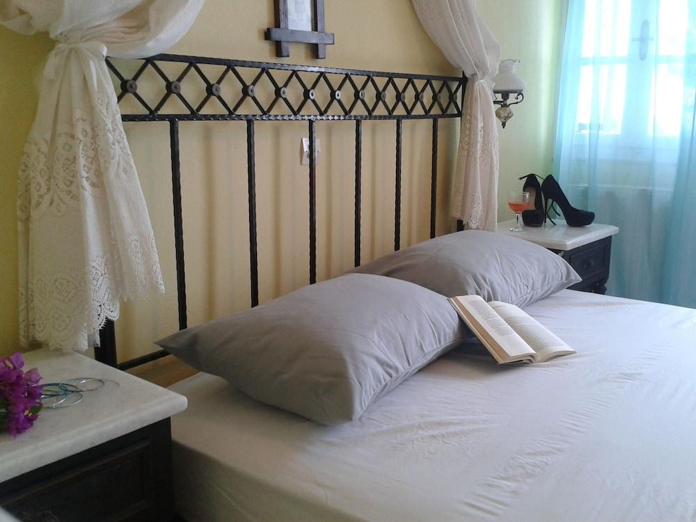 Apartament Aelia By Eltheon Imerovigli  Zewnętrze zdjęcie